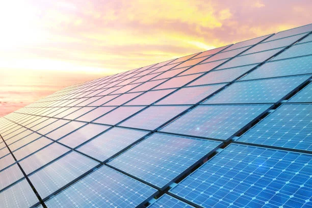 colse-up-solar-panels-on-sunset-3d-illustration